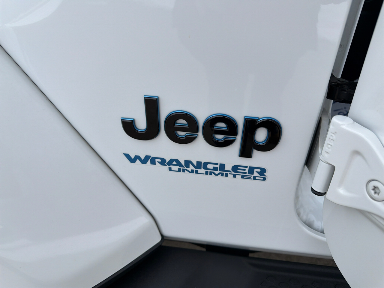 Jeep Wrangler 4xe Unlimited Sahara High Altitude 4x4 2021