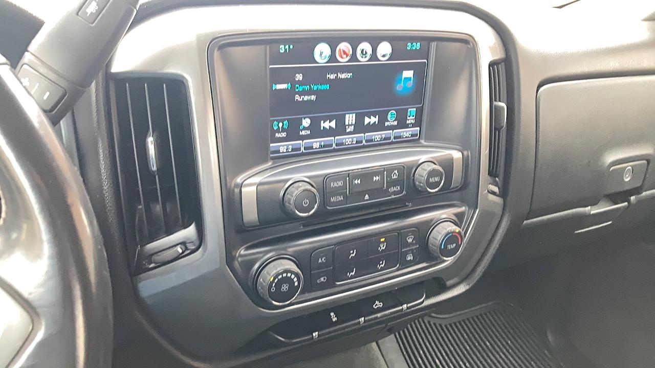 Chevrolet Silverado 1500 4WD Crew Cab 143.5" LT w/1LT 2018