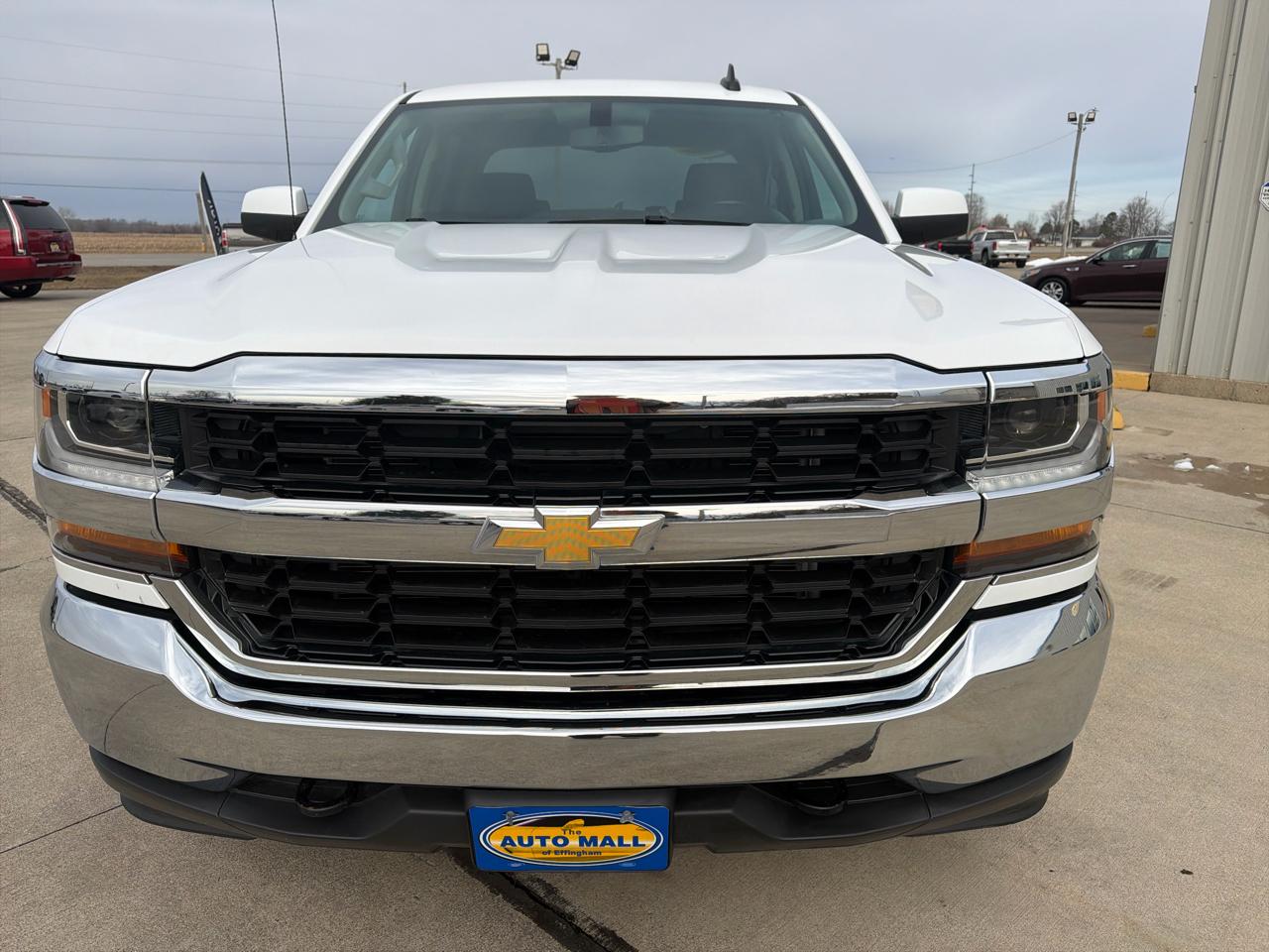 Chevrolet Silverado 1500 4WD Crew Cab 143.5" LT w/1LT 2018