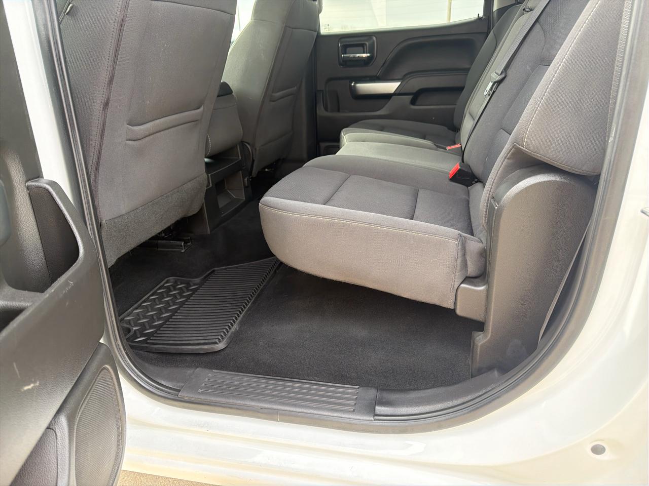 Chevrolet Silverado 1500 4WD Crew Cab 143.5" LT w/1LT 2018