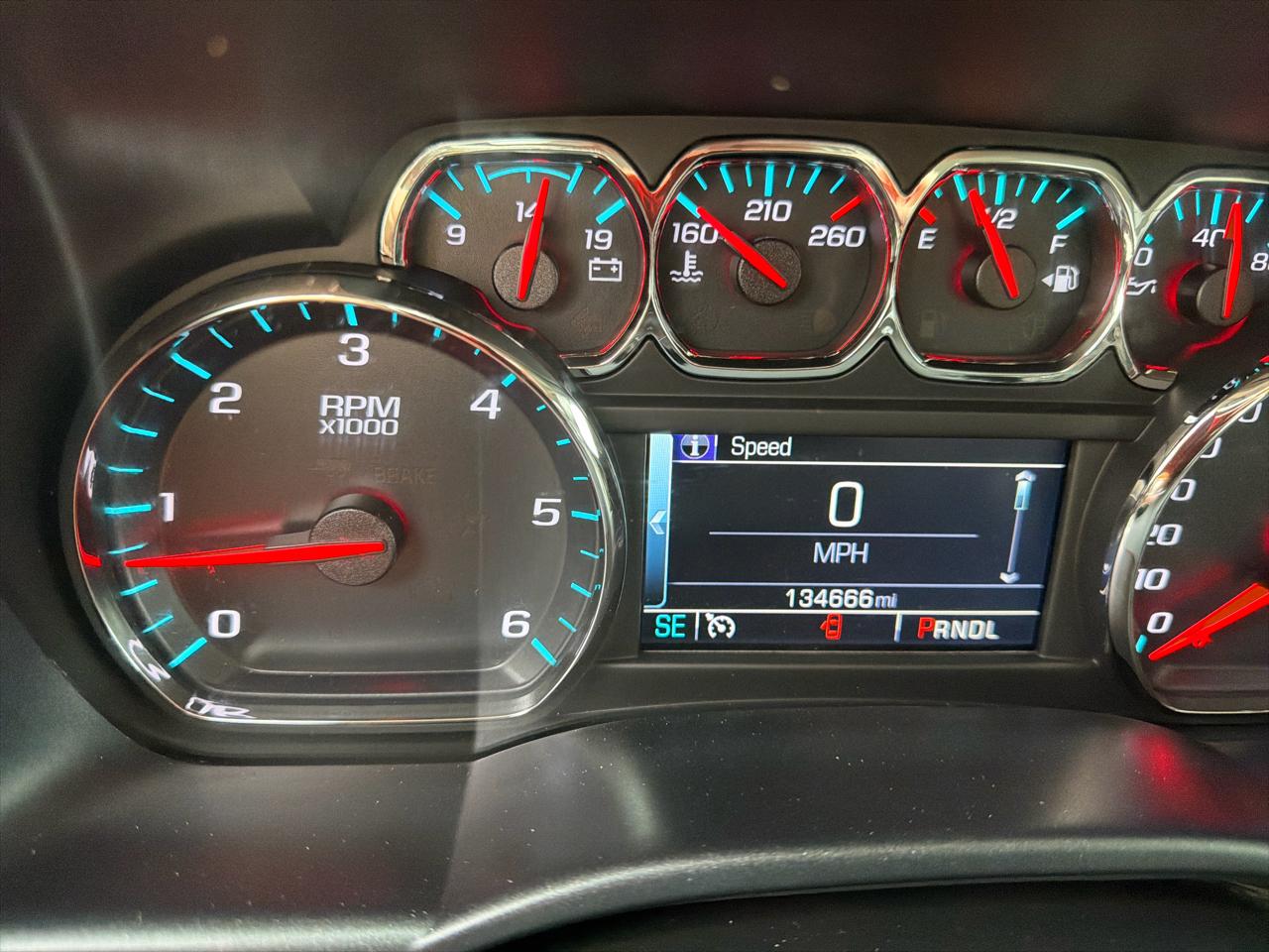 Chevrolet Silverado 1500 4WD Crew Cab 143.5" LT w/1LT 2018