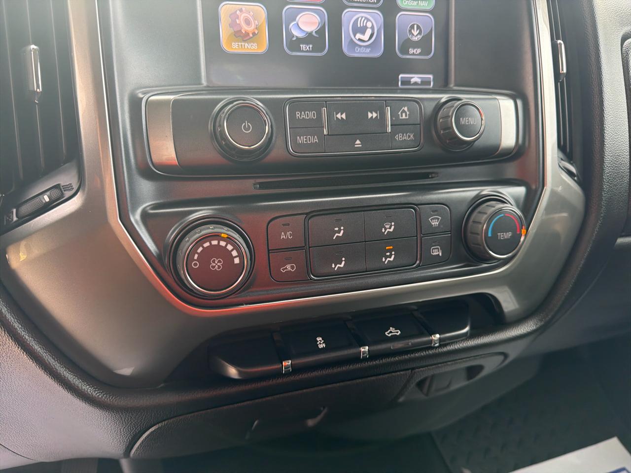 Chevrolet Silverado 1500 4WD Crew Cab 143.5" LT w/1LT 2018