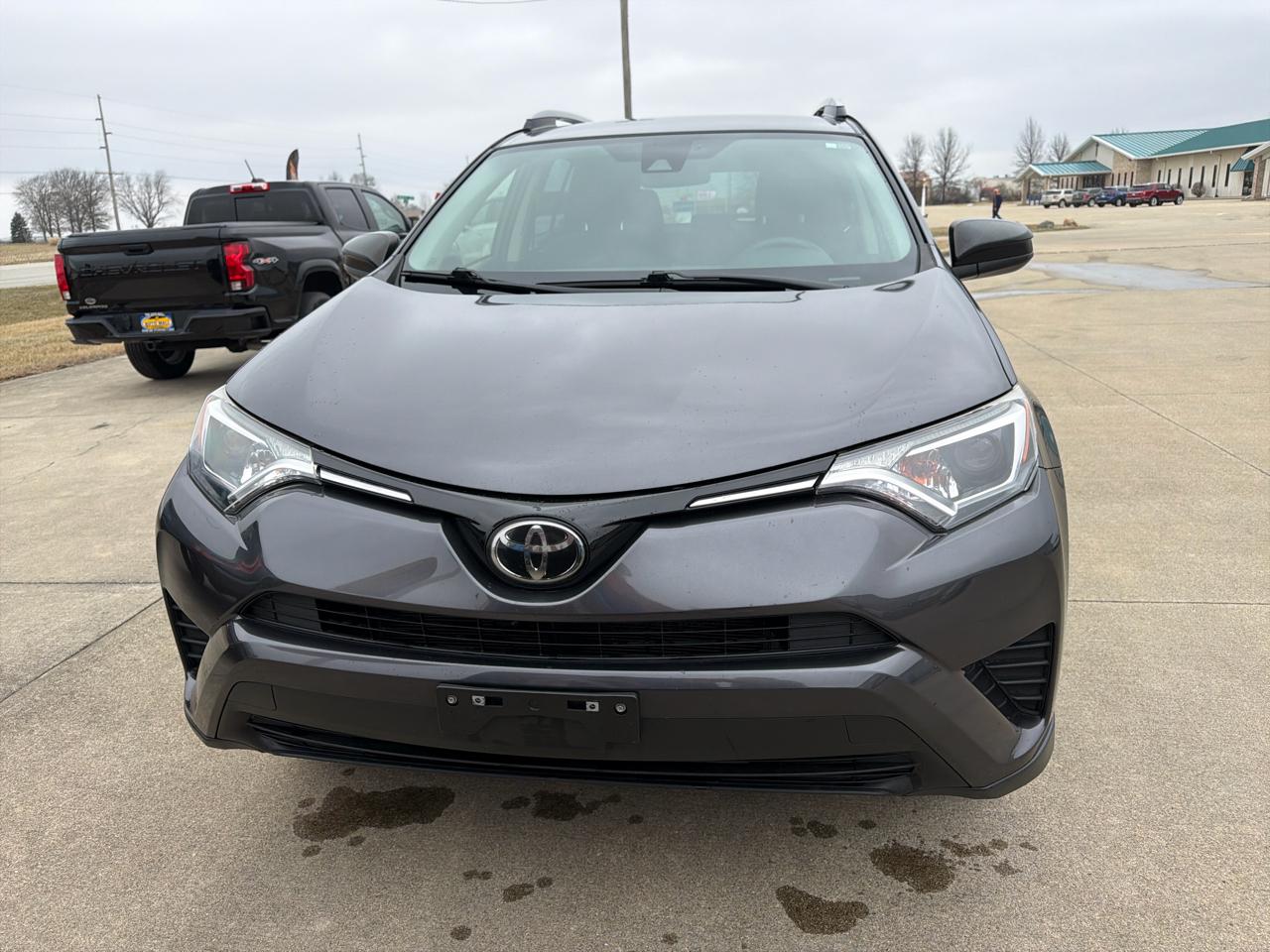 Toyota RAV4 LE AWD (Natl) 2017