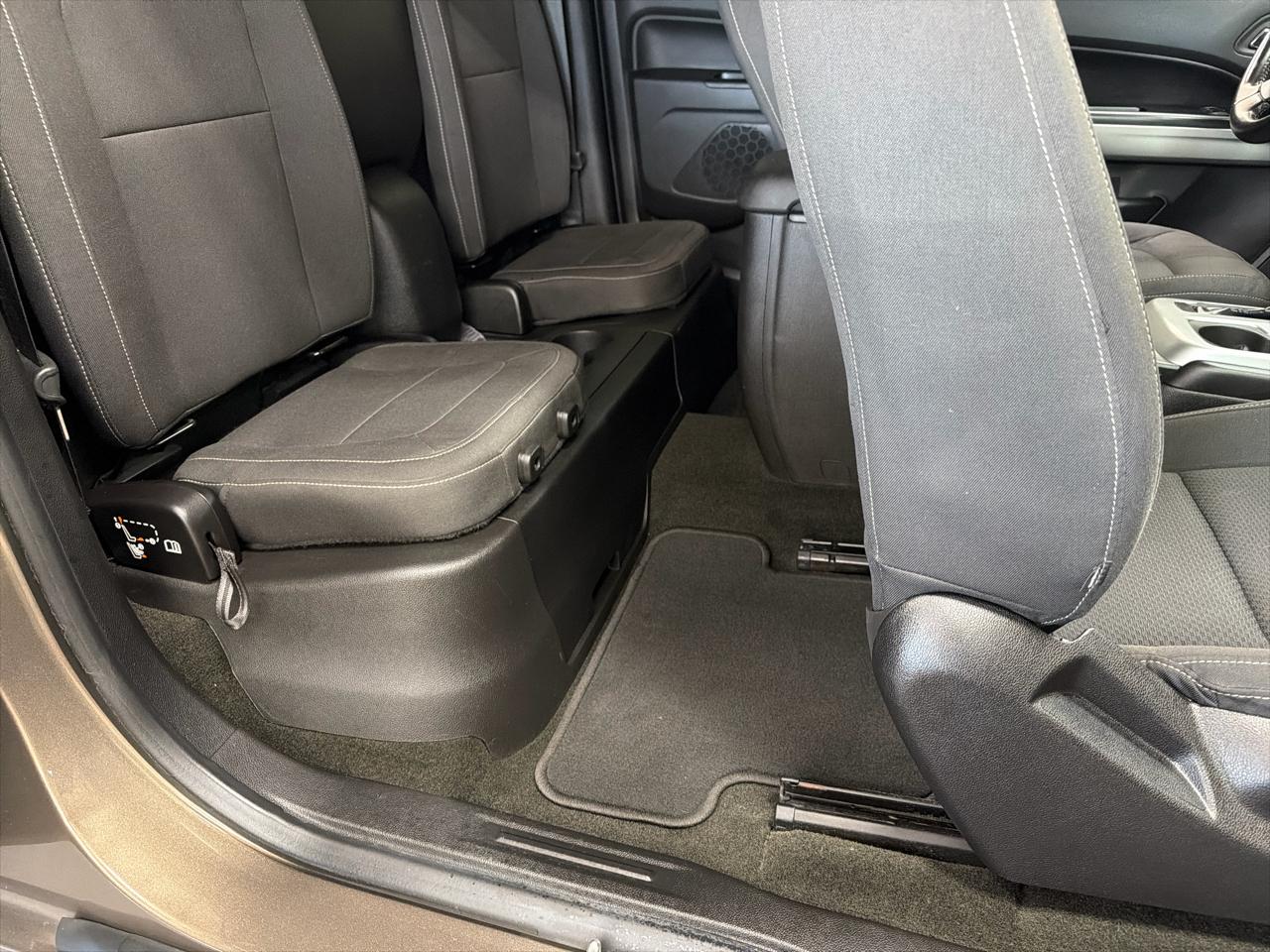 Chevrolet Colorado 2WD Ext Cab 128.3" LT 2015