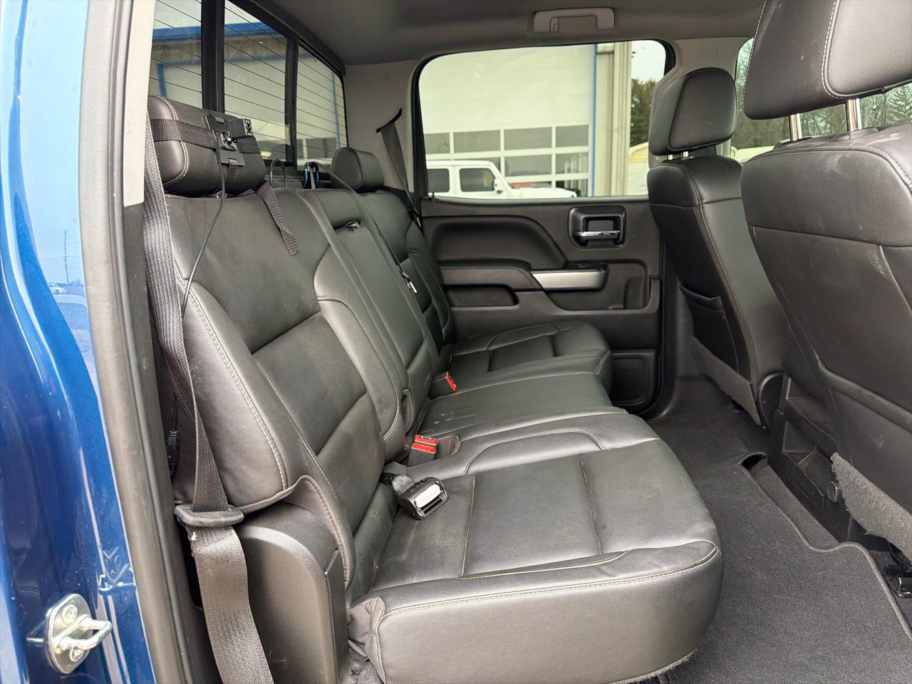 Chevrolet Silverado 1500 4WD Crew Cab 143.5" LT w/2LT 2018