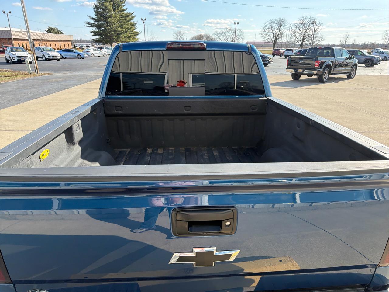 Chevrolet Silverado 1500 4WD Crew Cab 143.5" LT w/2LT 2018