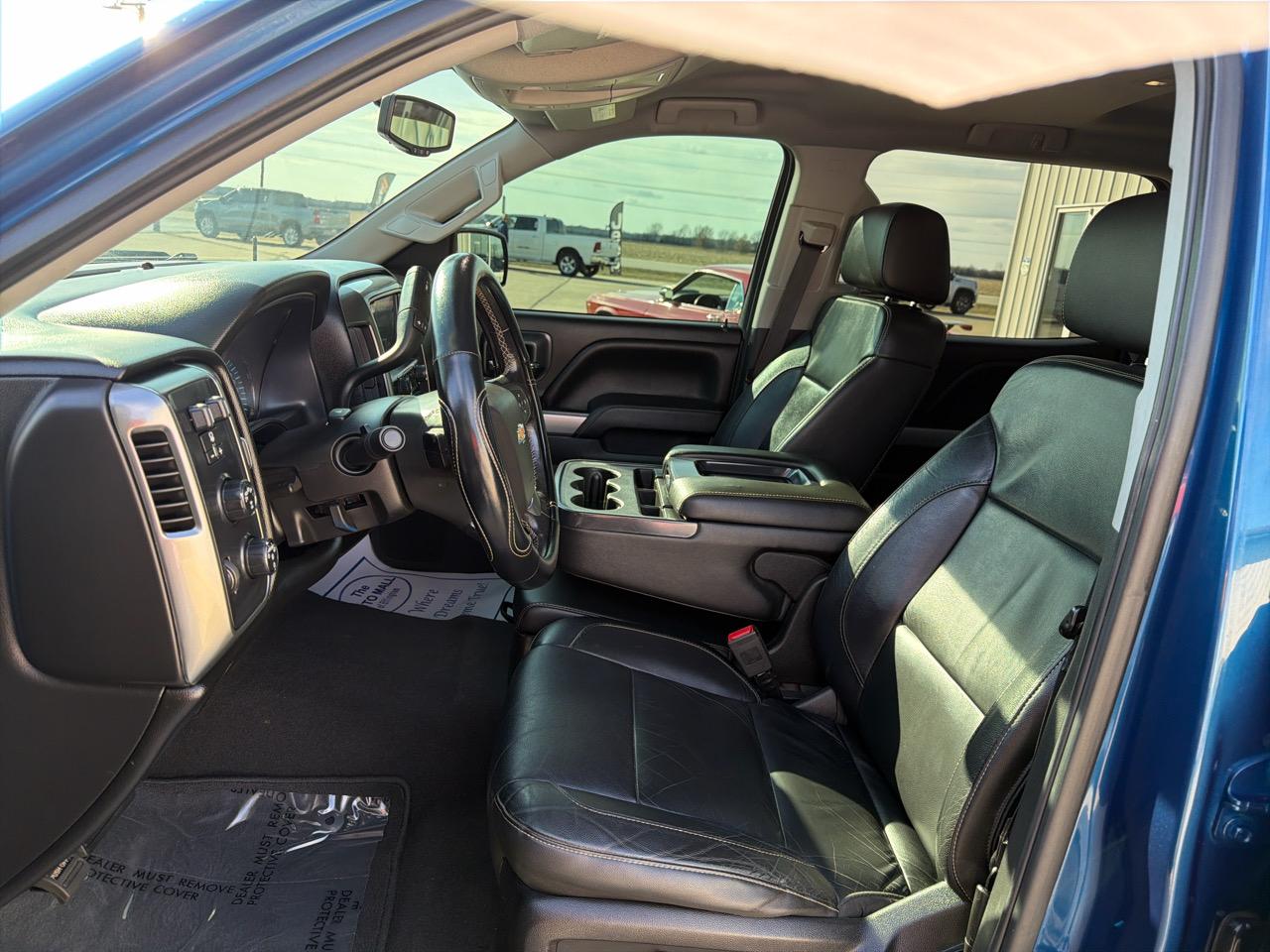 Chevrolet Silverado 1500 4WD Crew Cab 143.5" LT w/2LT 2018