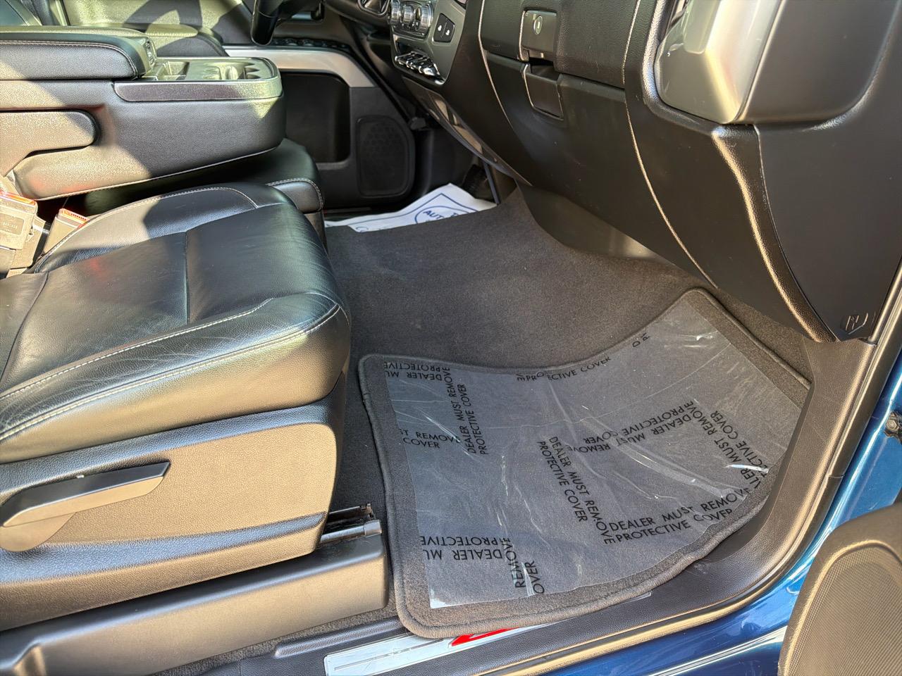 Chevrolet Silverado 1500 4WD Crew Cab 143.5" LT w/2LT 2018