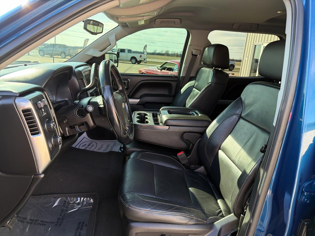 Chevrolet Silverado 1500 4WD Crew Cab 143.5" LT w/2LT 2018