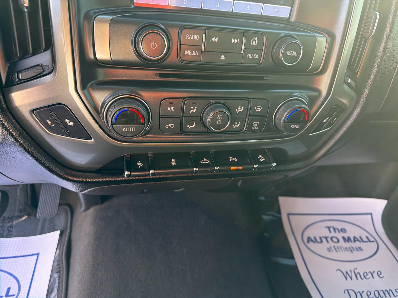 Chevrolet Silverado 1500 4WD Crew Cab 143.5" LT w/2LT 2018