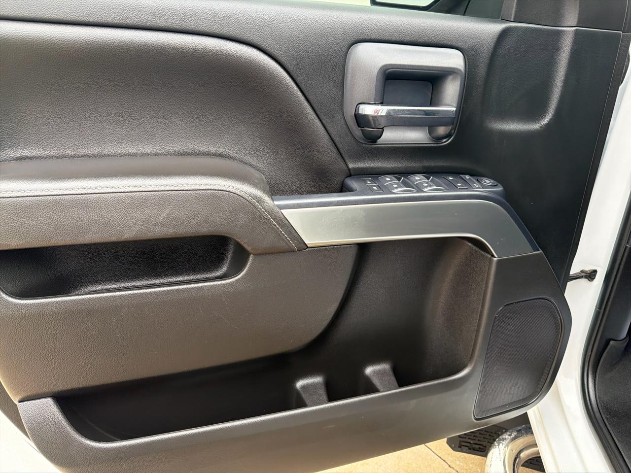 Chevrolet Silverado 1500 4WD Double Cab 143.5" LT w/1LT 2018