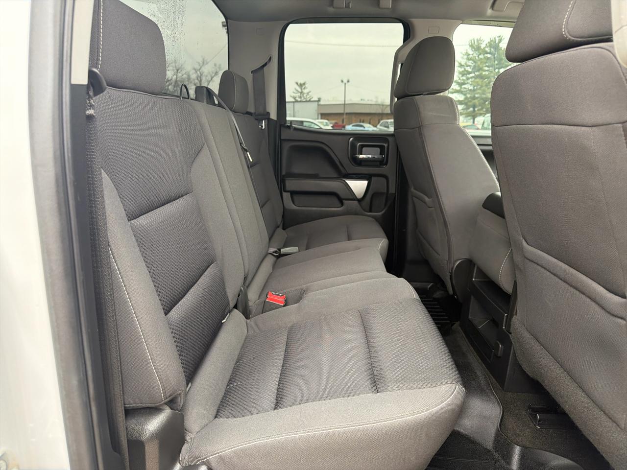 Chevrolet Silverado 1500 4WD Double Cab 143.5" LT w/1LT 2018