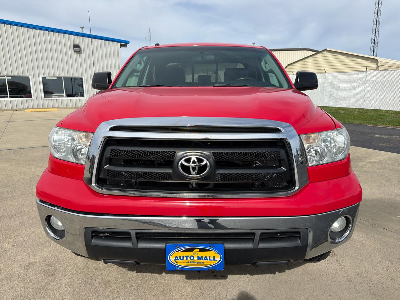 Toyota Tundra 4WD Truck Dbl 4.6L V8 6-Spd AT (Natl) 2011