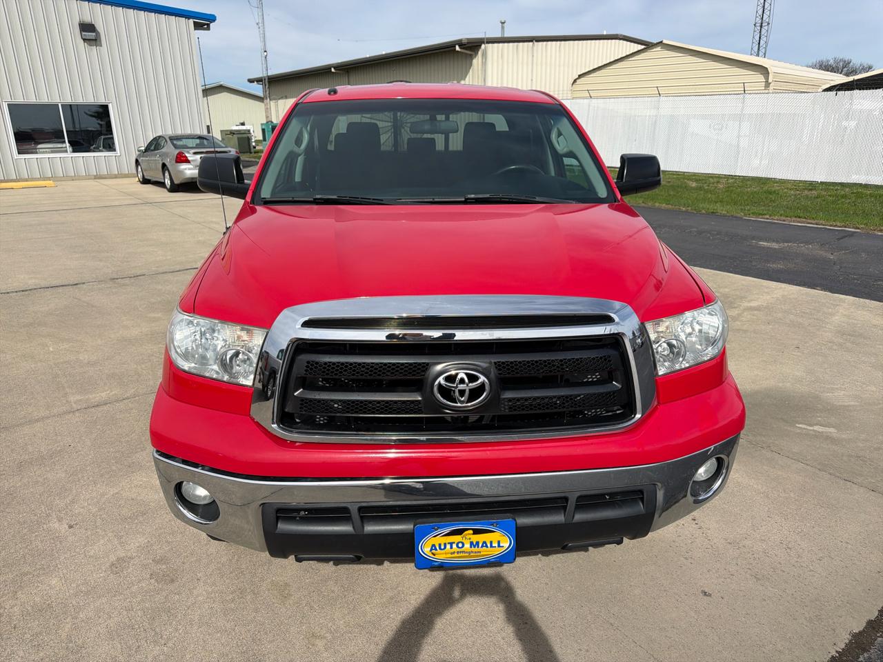 Toyota Tundra 4WD Truck Dbl 4.6L V8 6-Spd AT (Natl) 2011