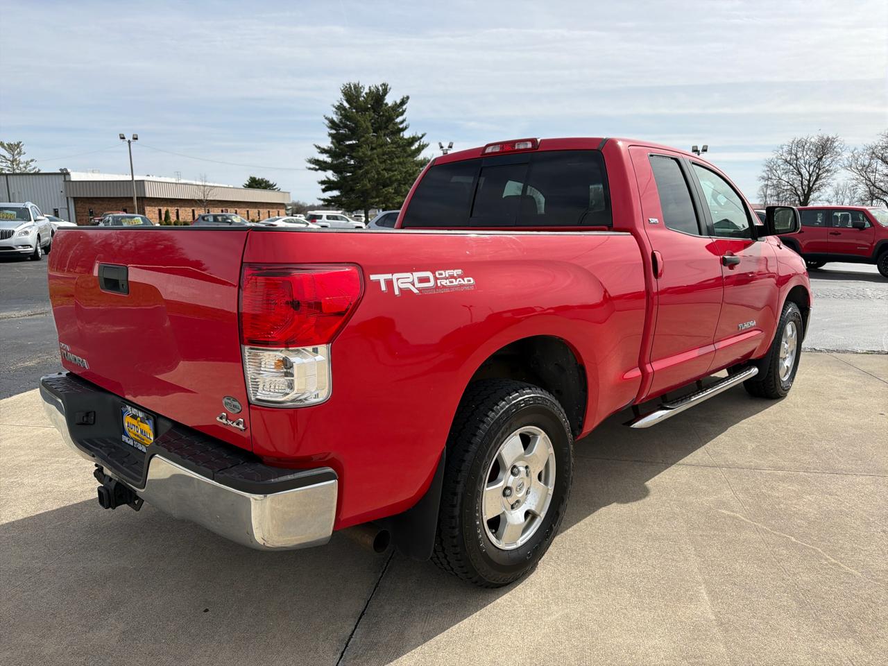 Toyota Tundra 4WD Truck Dbl 4.6L V8 6-Spd AT (Natl) 2011