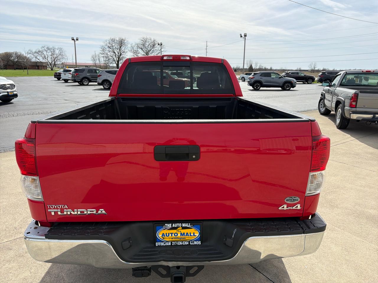 Toyota Tundra 4WD Truck Dbl 4.6L V8 6-Spd AT (Natl) 2011