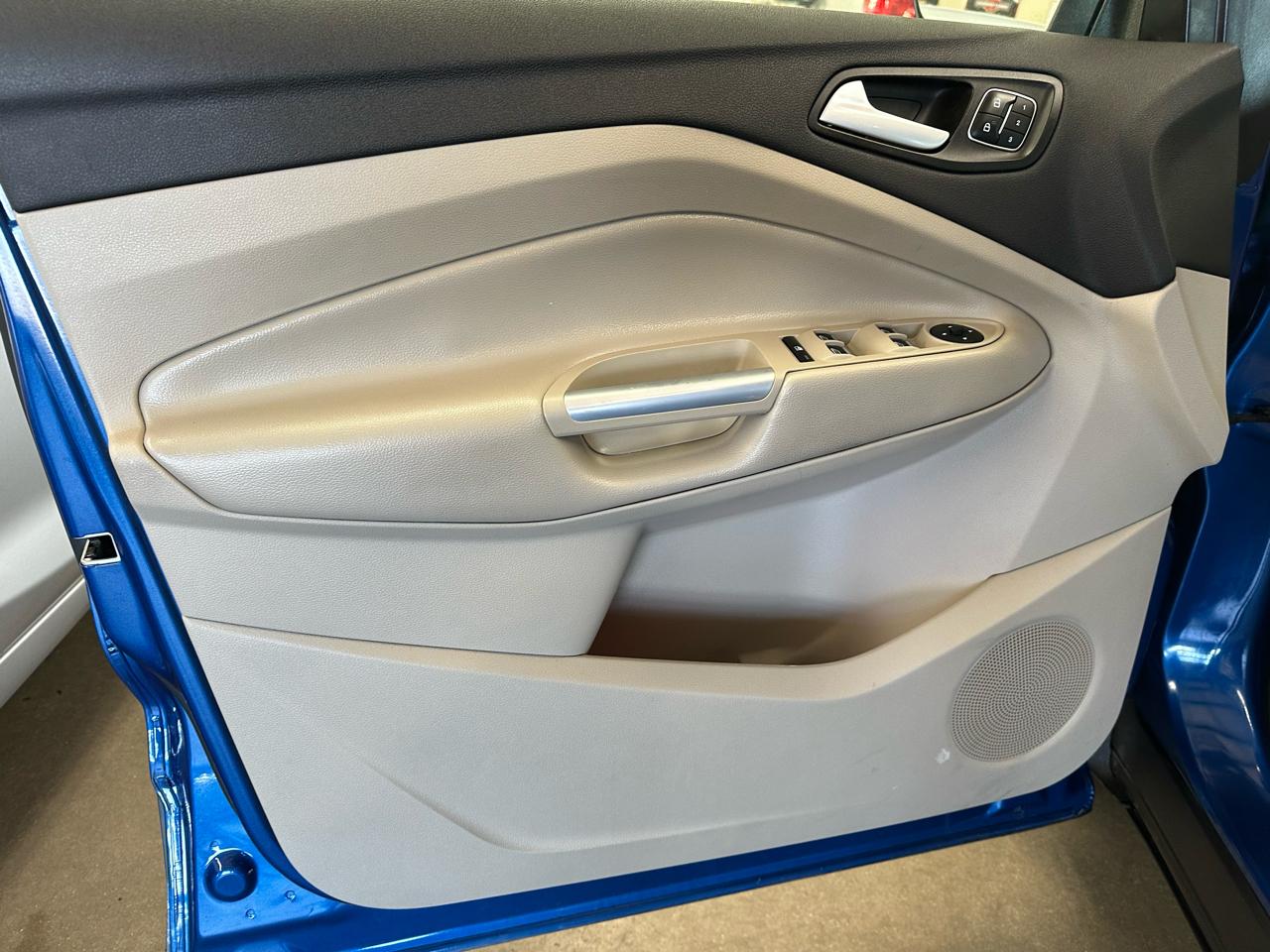 Ford Escape Titanium FWD 2019