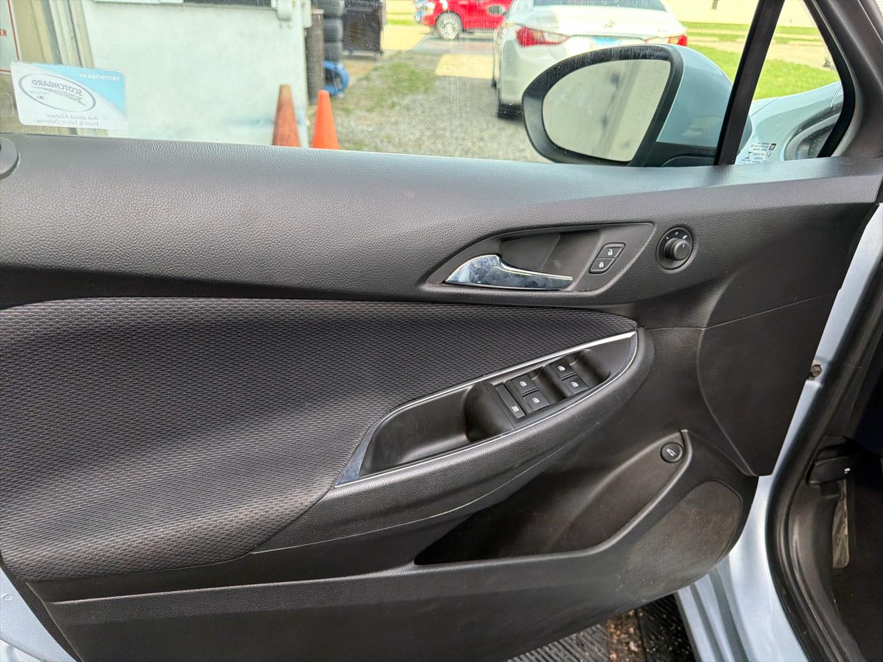 Chevrolet Cruze 4dr Sdn 1.4L LS w/1SB 2017