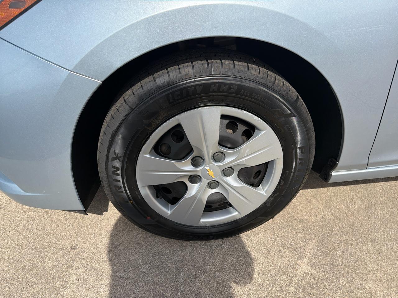 Chevrolet Cruze 4dr Sdn 1.4L LS w/1SB 2017