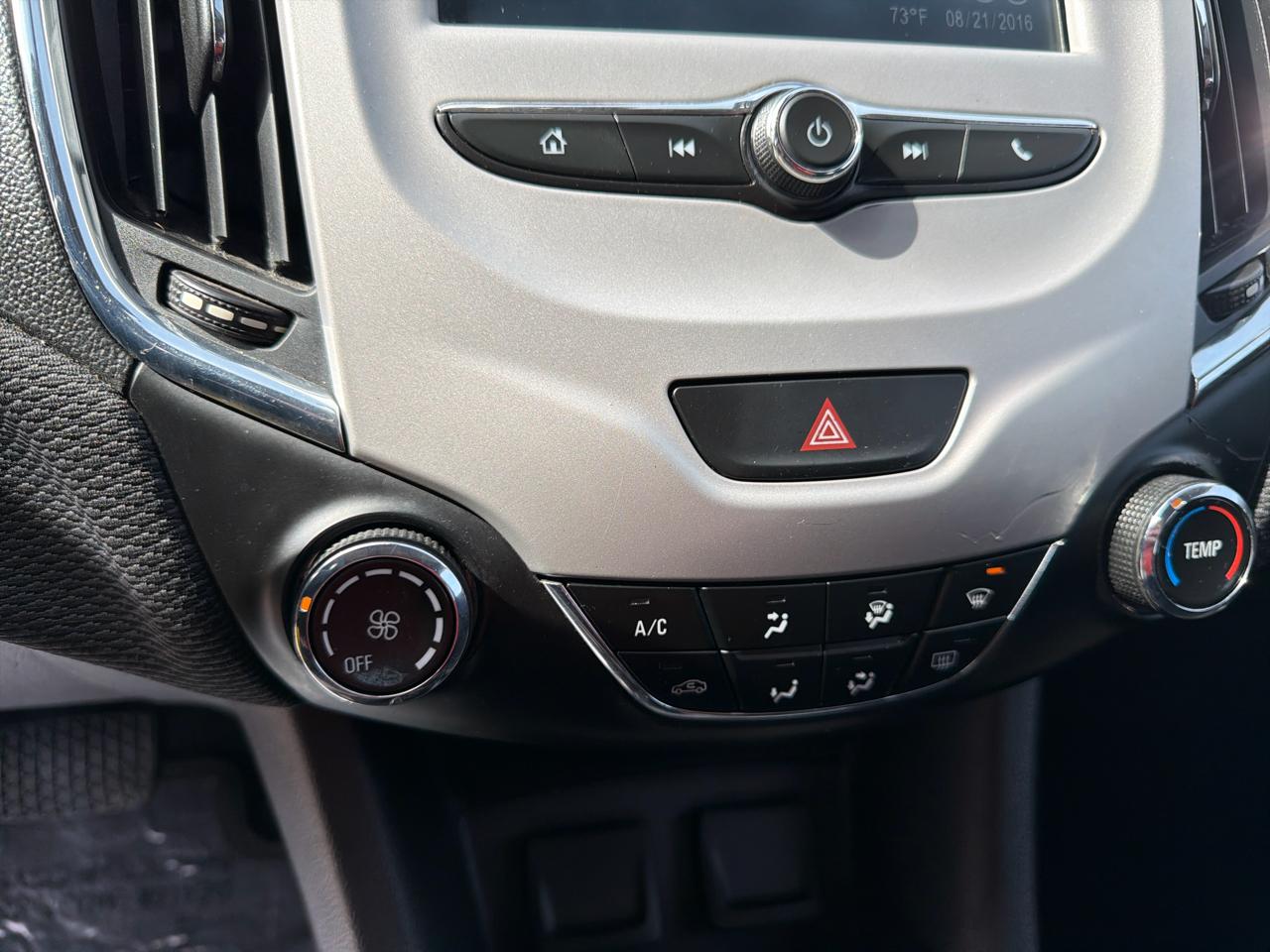 Chevrolet Cruze 4dr Sdn 1.4L LS w/1SB 2017