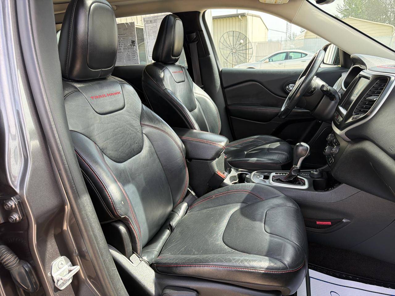 Jeep Cherokee 4WD 4dr Trailhawk 2015