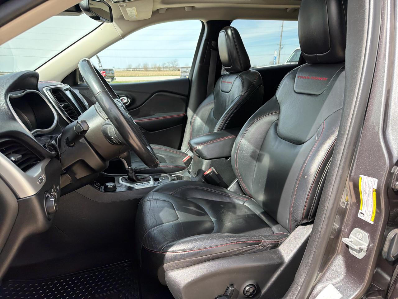 Jeep Cherokee 4WD 4dr Trailhawk 2015