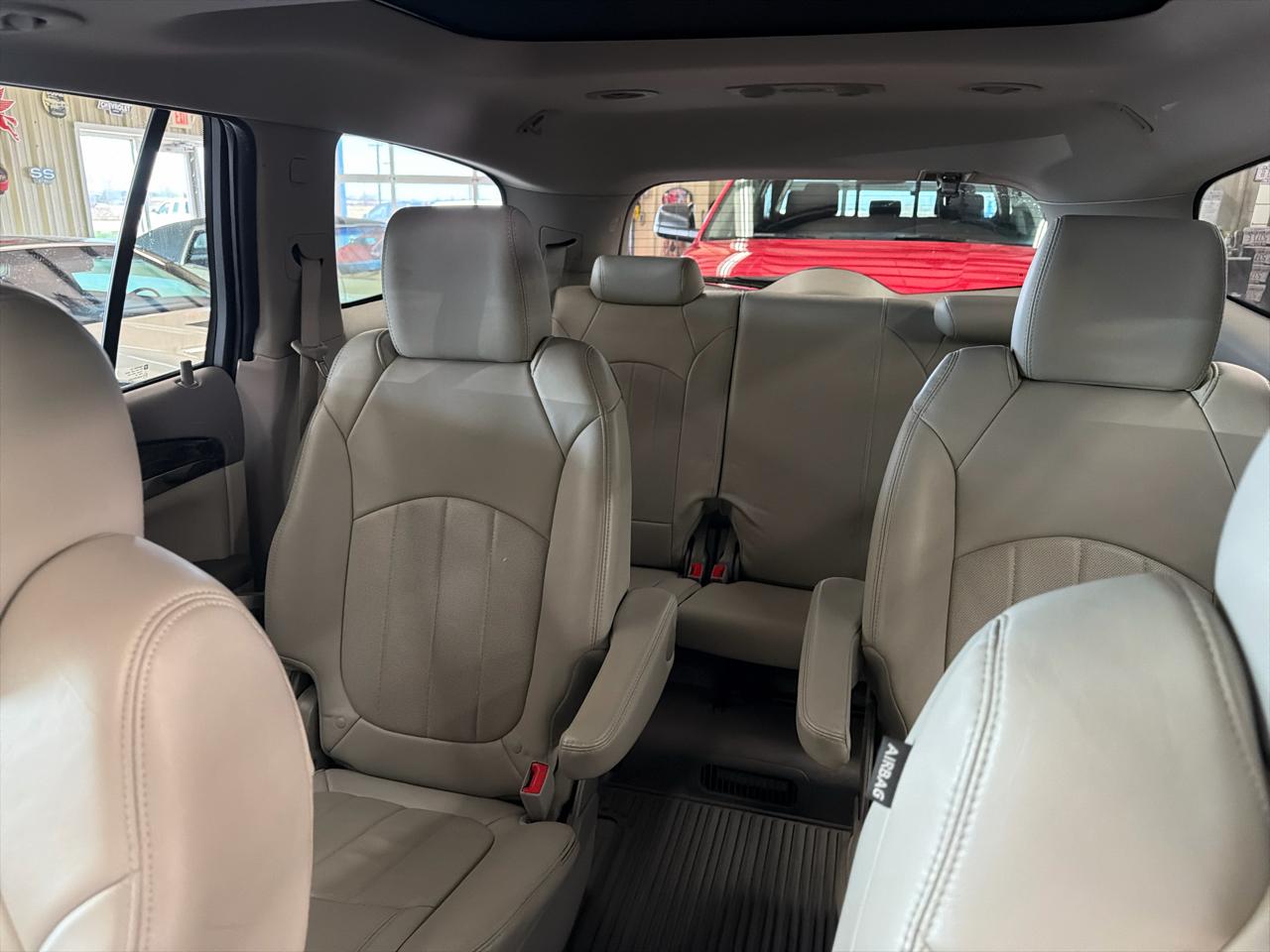 Buick Enclave FWD 4dr Leather 2014