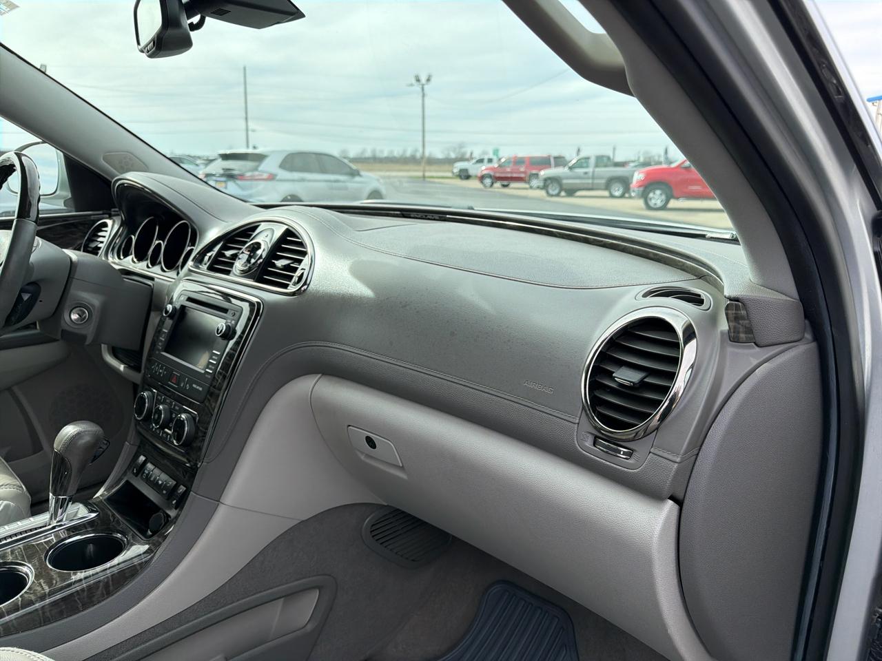 Buick Enclave FWD 4dr Leather 2014