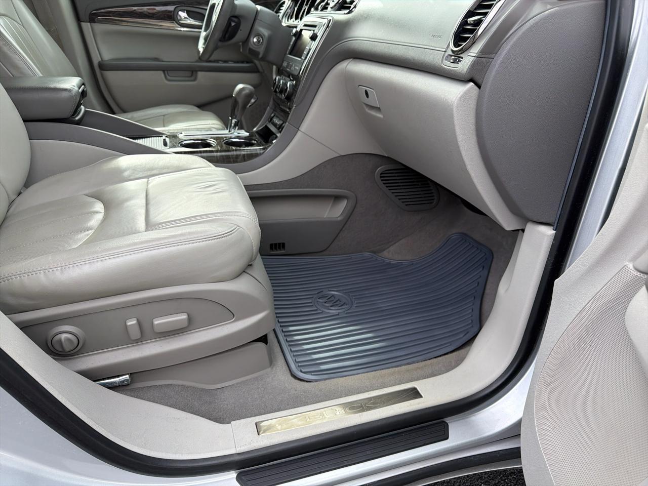 Buick Enclave FWD 4dr Leather 2014