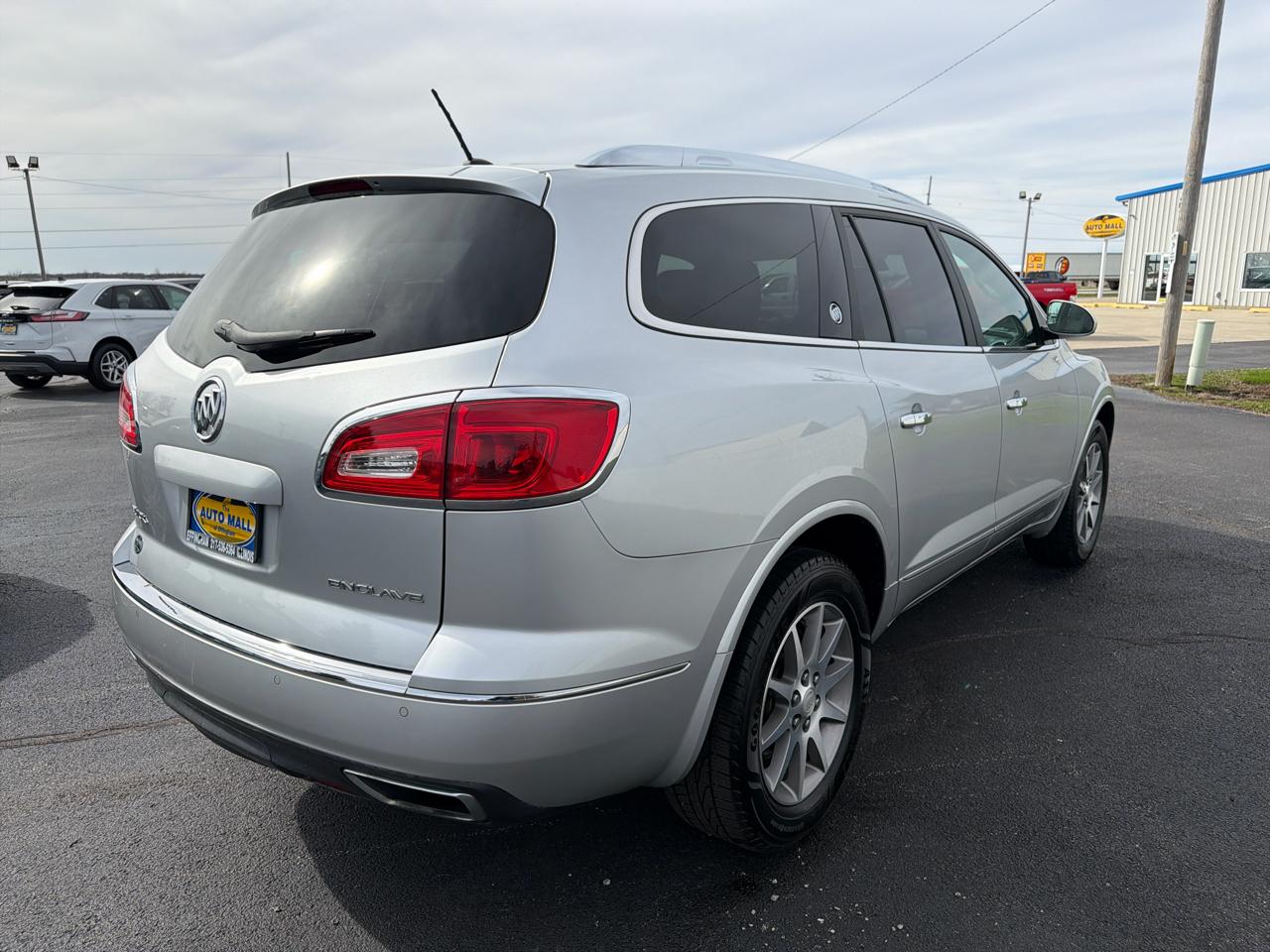 Buick Enclave FWD 4dr Leather 2014