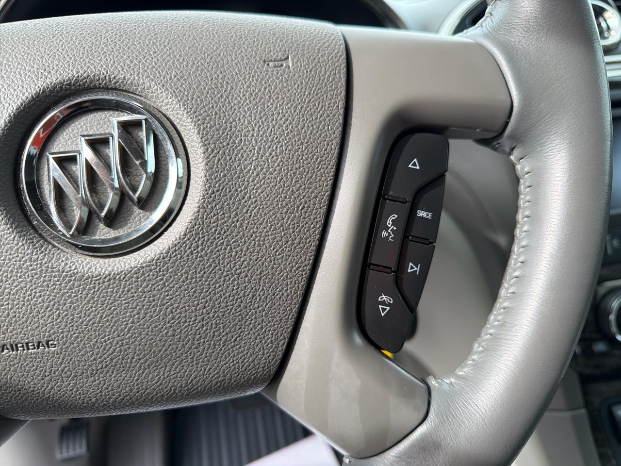 Buick Enclave FWD 4dr Leather 2014