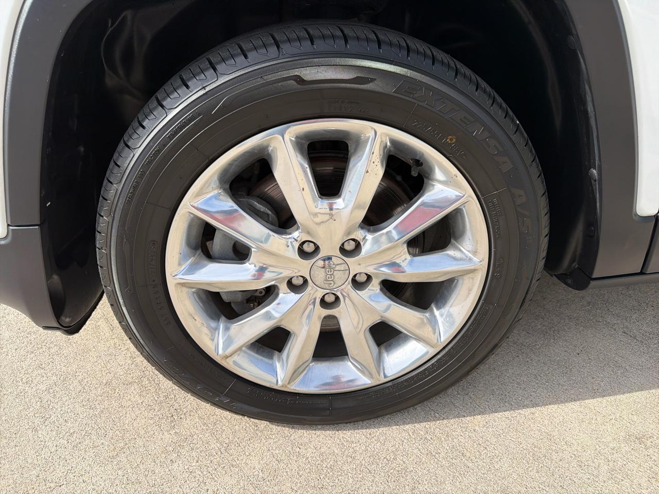 Jeep Cherokee FWD 4dr Limited 2015