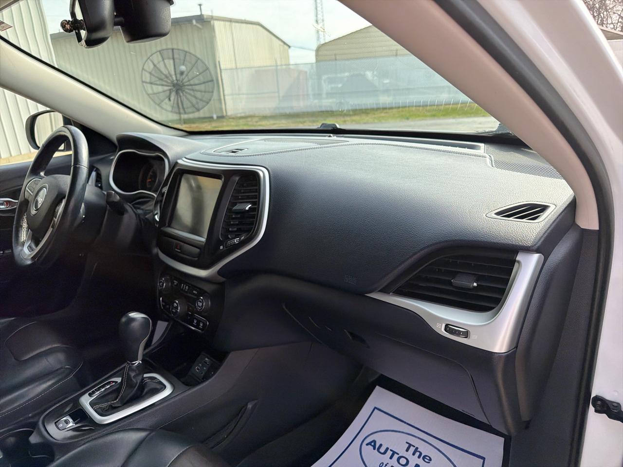 Jeep Cherokee FWD 4dr Limited 2015