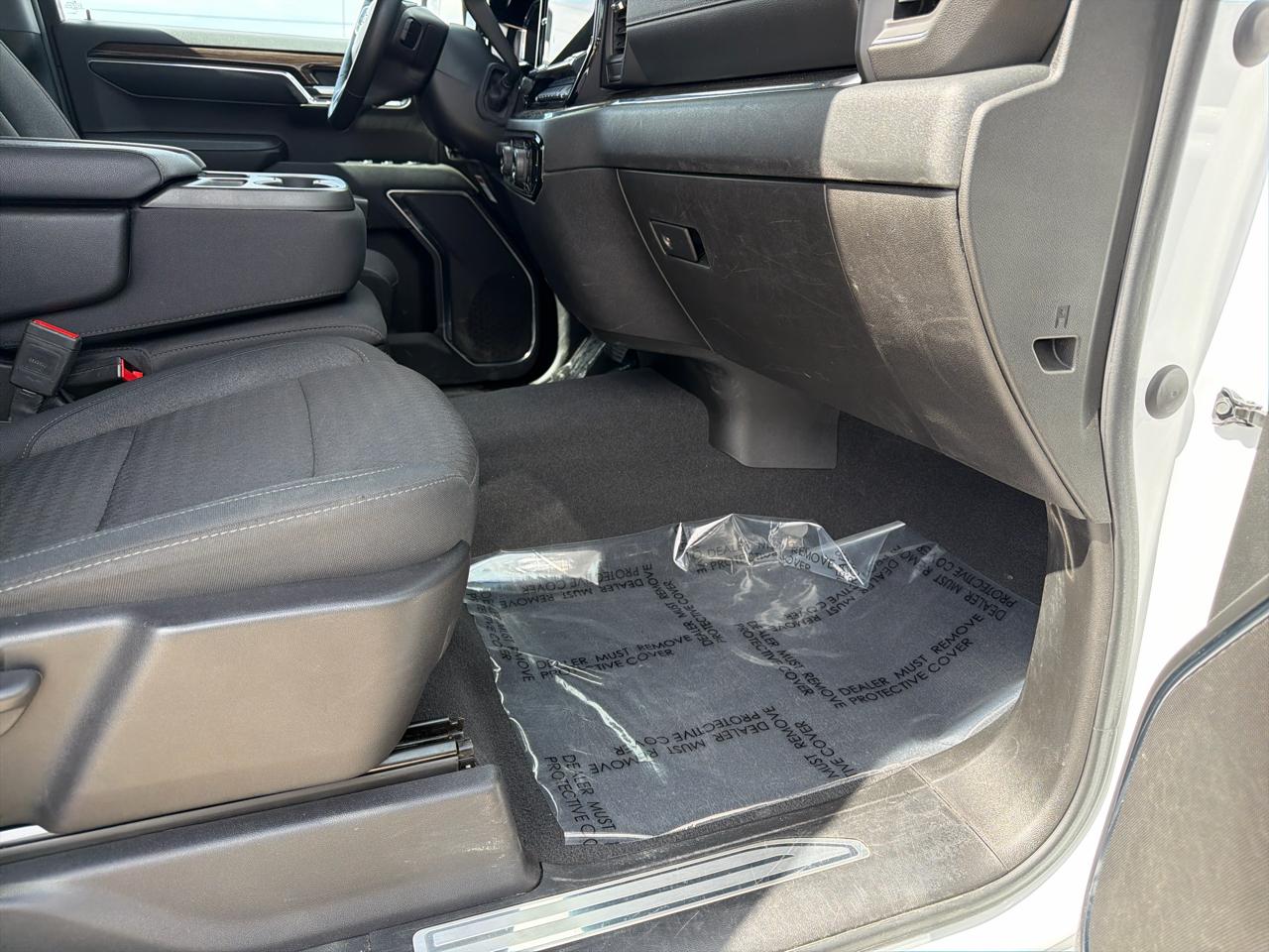 Chevrolet Silverado 1500 4WD Crew Cab 147" LT w/1LT 2023