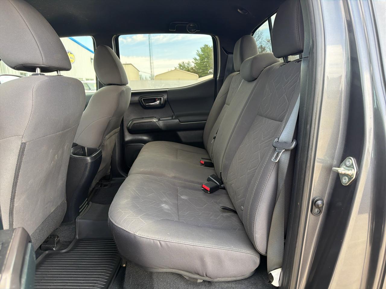 Toyota Tacoma 4WD Double Cab V6 AT TRD Off Road (Natl) 2017