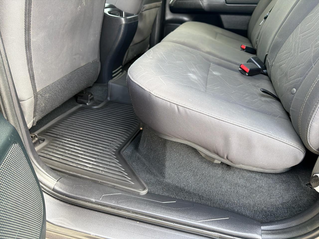 Toyota Tacoma 4WD Double Cab V6 AT TRD Off Road (Natl) 2017