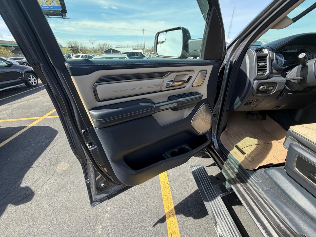 RAM 1500 Limited 4x4 Crew Cab 5'7" Box 2019
