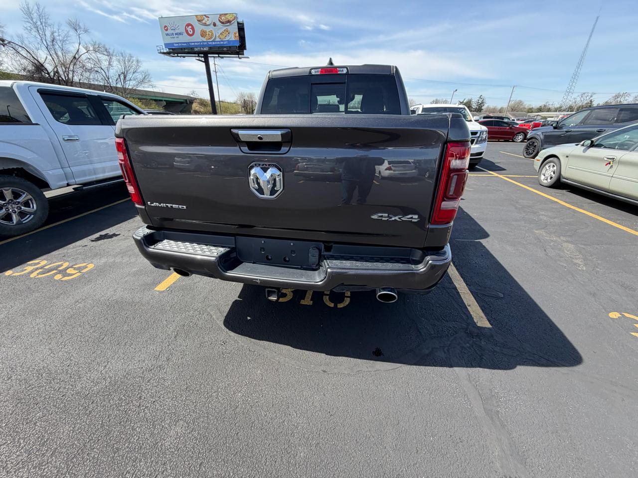 RAM 1500 Limited 4x4 Crew Cab 5'7" Box 2019