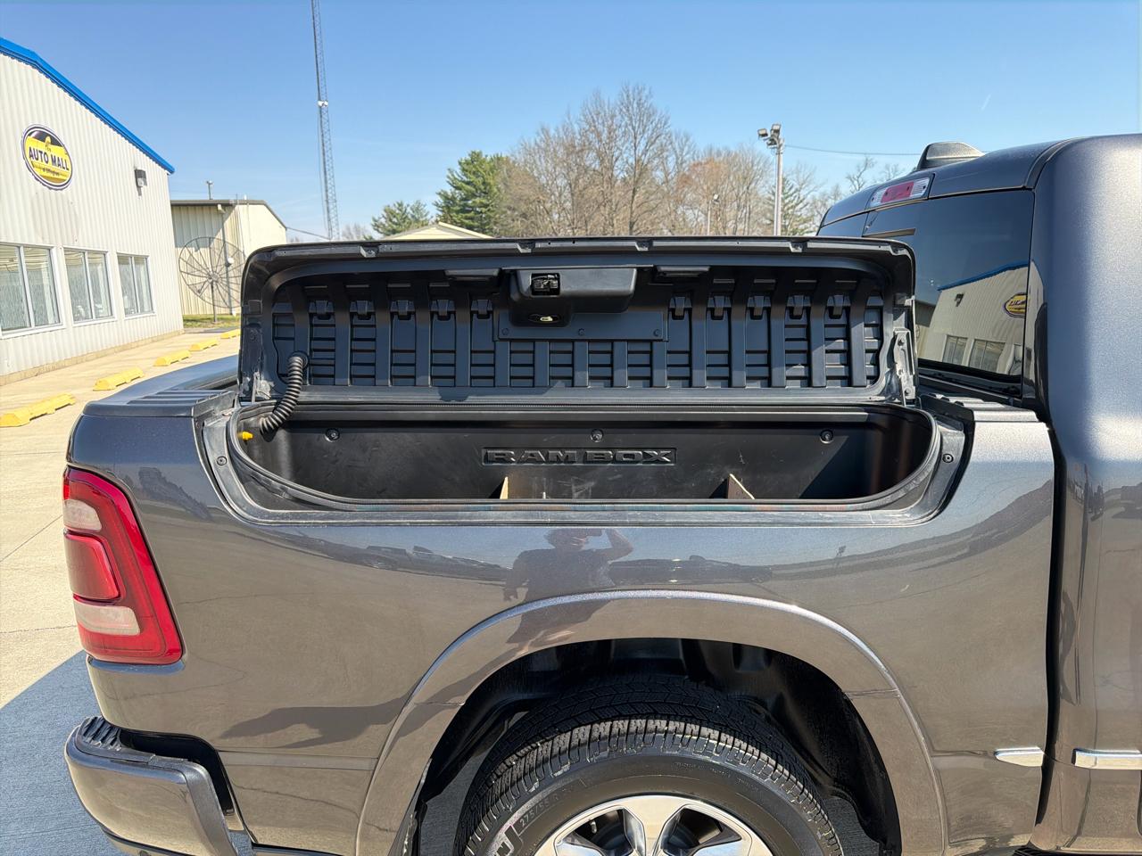 RAM 1500 Limited 4x4 Crew Cab 5'7" Box 2019