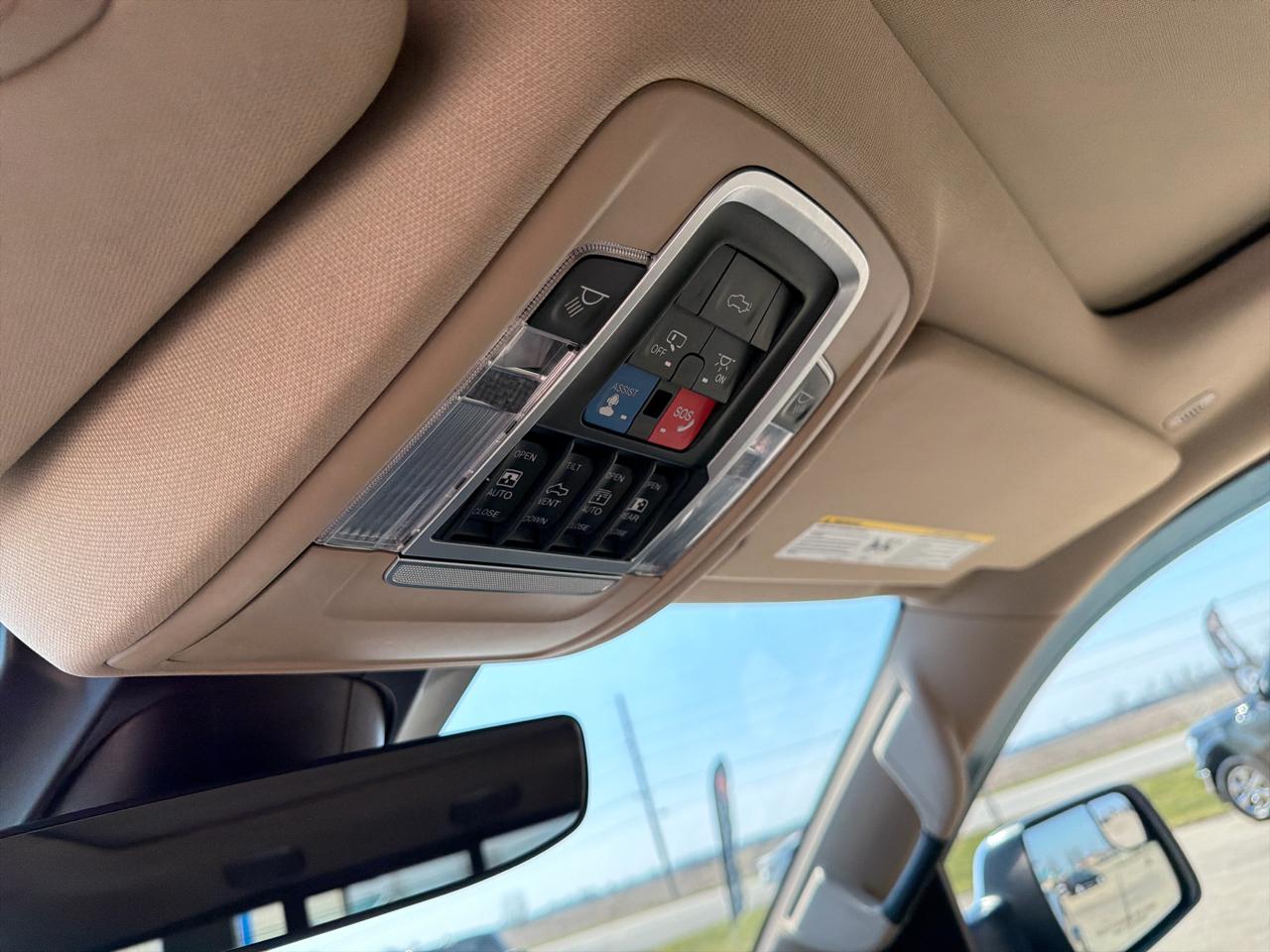 RAM 1500 Limited 4x4 Crew Cab 5'7" Box 2019