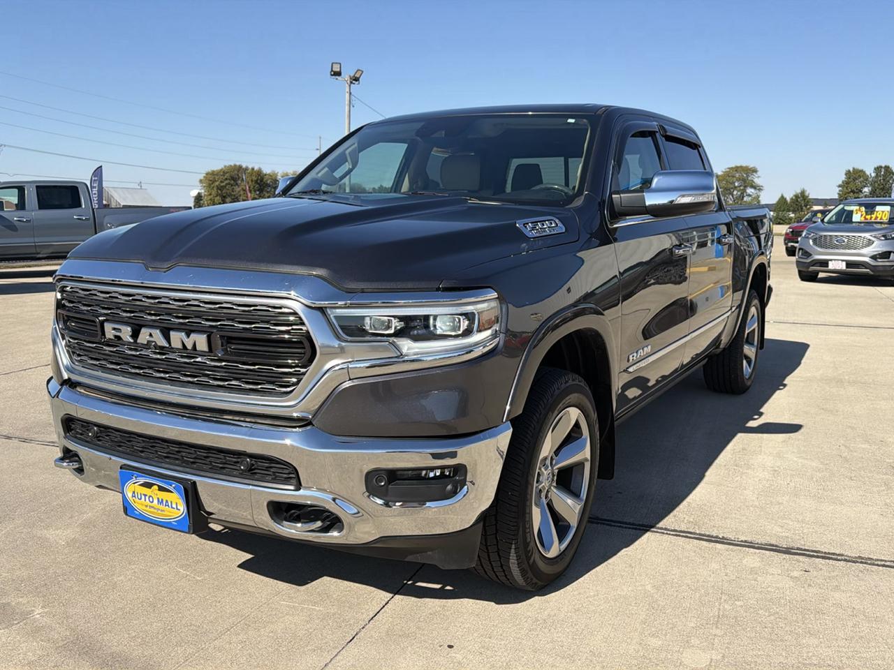 RAM 1500 Limited 4x4 Crew Cab 5'7" Box 2019