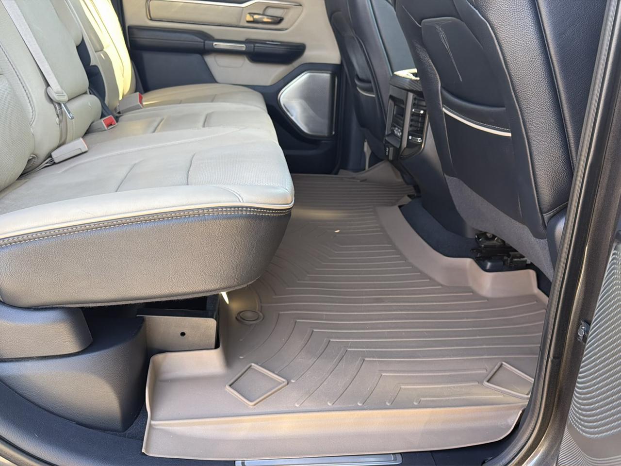 RAM 1500 Limited 4x4 Crew Cab 5'7" Box 2019