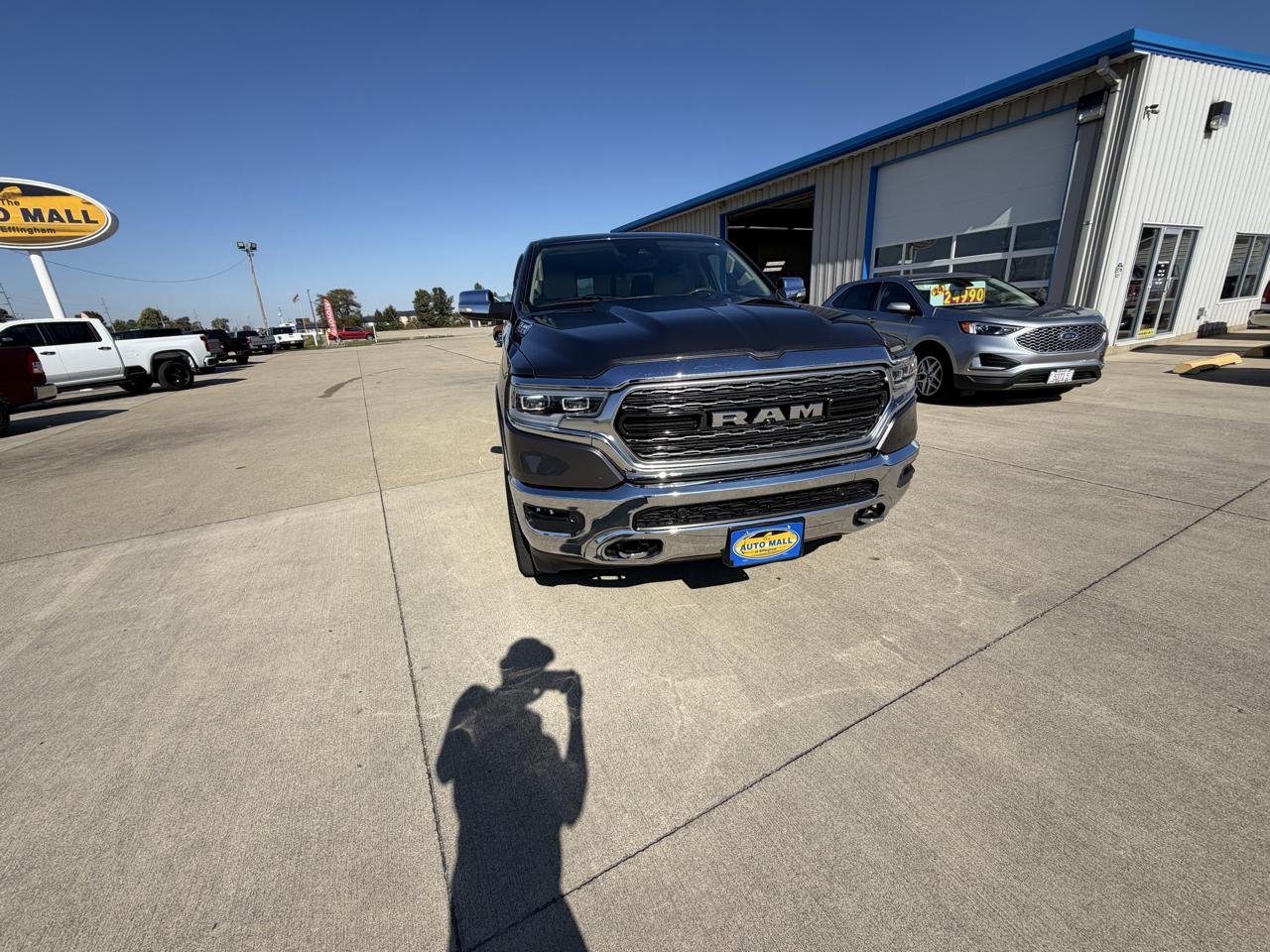 RAM 1500 Limited 4x4 Crew Cab 5'7" Box 2019