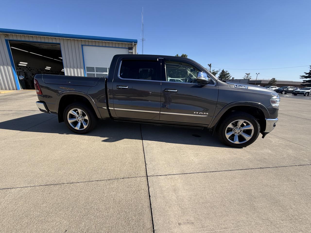 RAM 1500 Limited 4x4 Crew Cab 5'7" Box 2019
