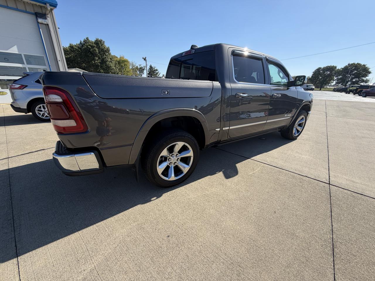 RAM 1500 Limited 4x4 Crew Cab 5'7" Box 2019