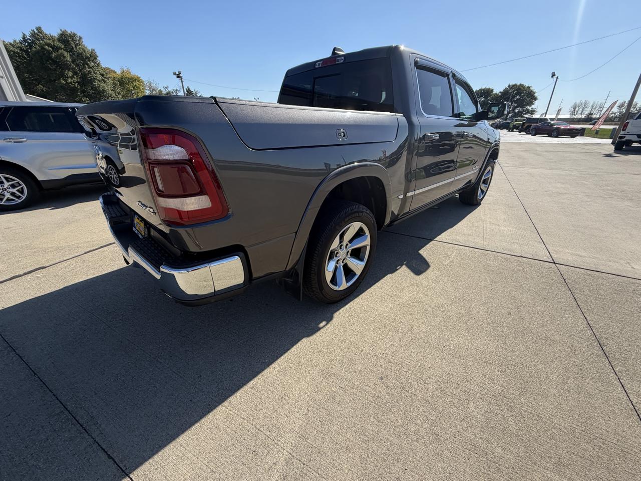 RAM 1500 Limited 4x4 Crew Cab 5'7" Box 2019