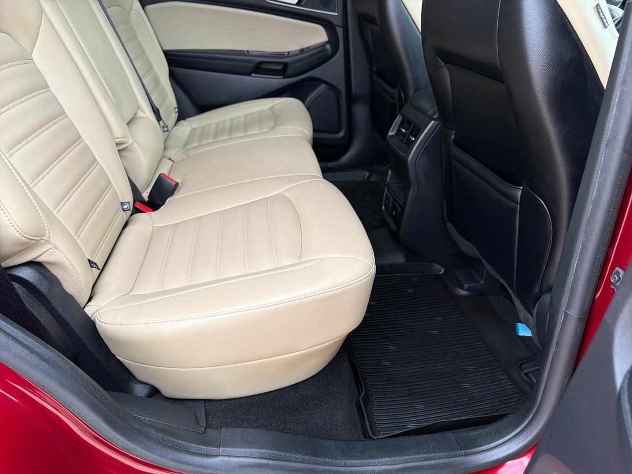 Ford Edge SEL FWD 2019