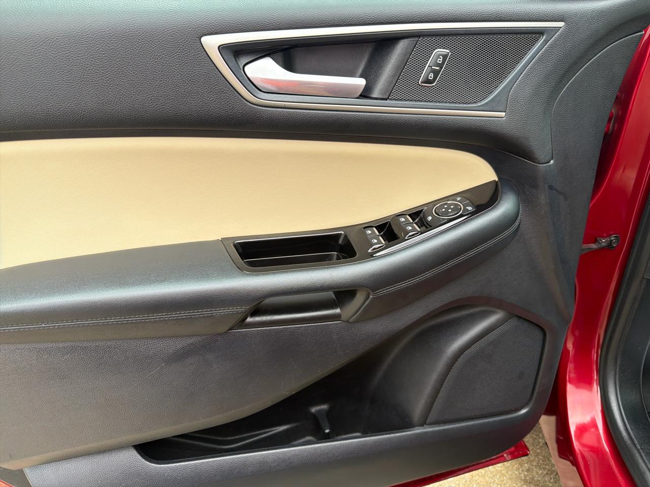 Ford Edge SEL FWD 2019