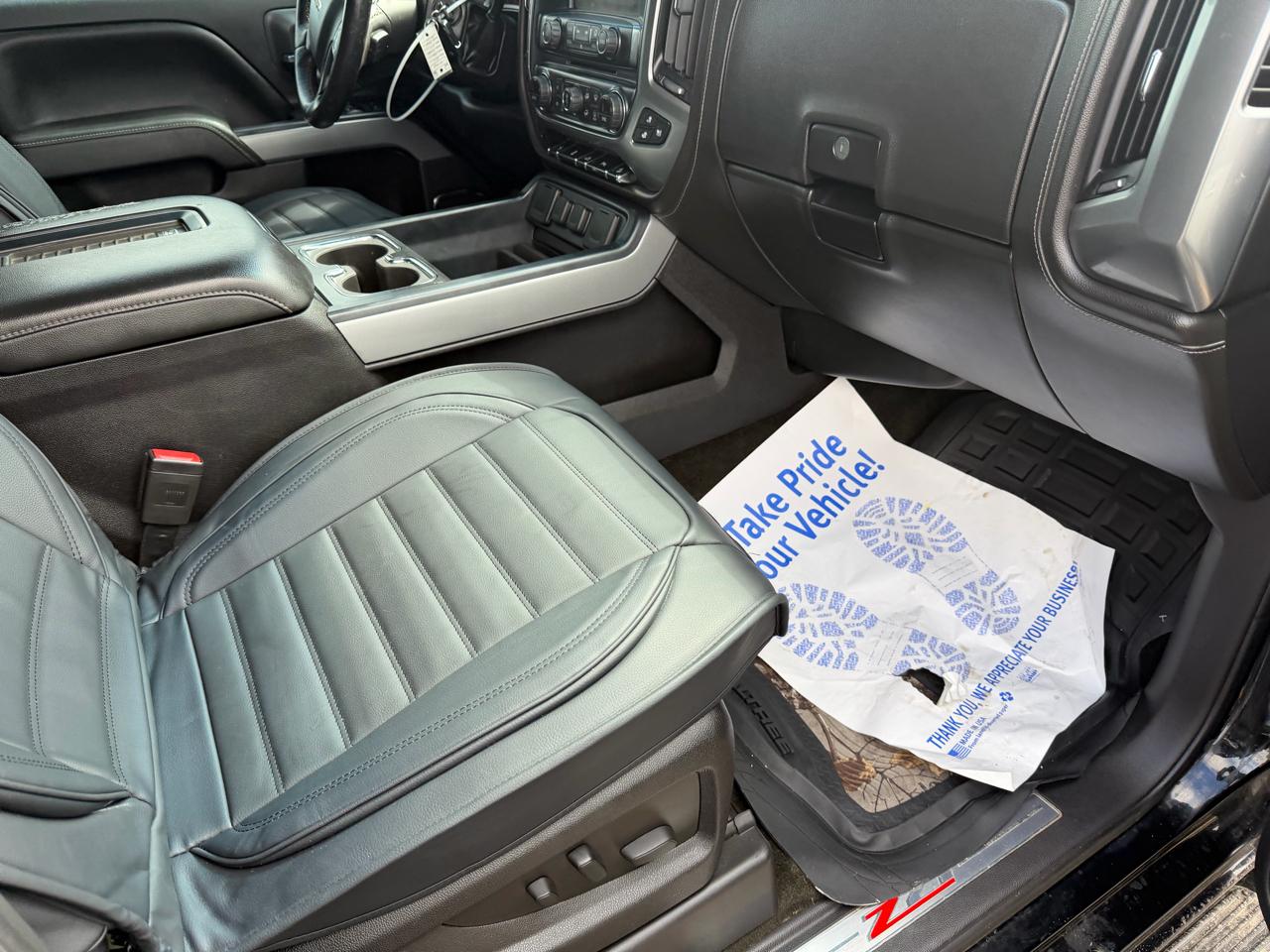 Chevrolet Silverado 1500 4WD Crew Cab 143.5" LTZ w/2LZ 2017