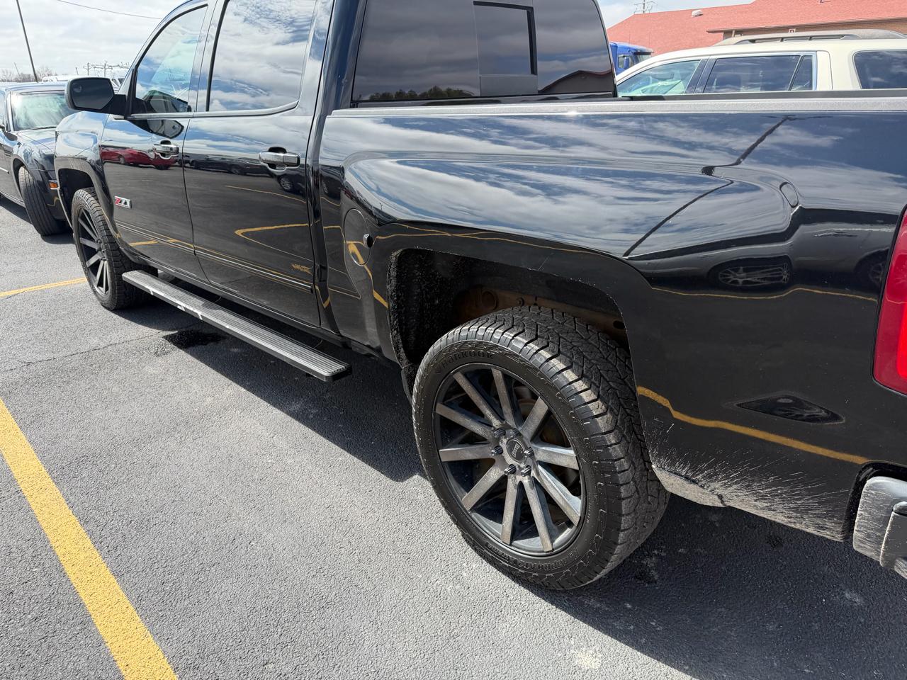Chevrolet Silverado 1500 4WD Crew Cab 143.5" LTZ w/2LZ 2017